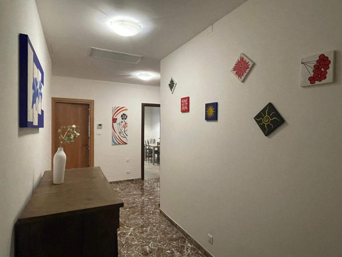 House Of Anna - Full Comfort - Fino A 6 Ospiti Bologna Kültér fotó